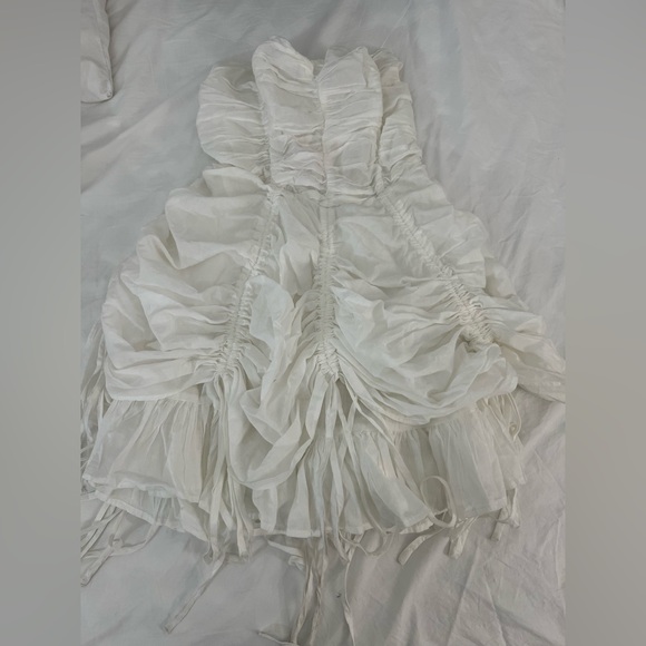 UO Urban Outfitters kimchi blue belladonna ruched strapless mini dress - Picture 2 of 5